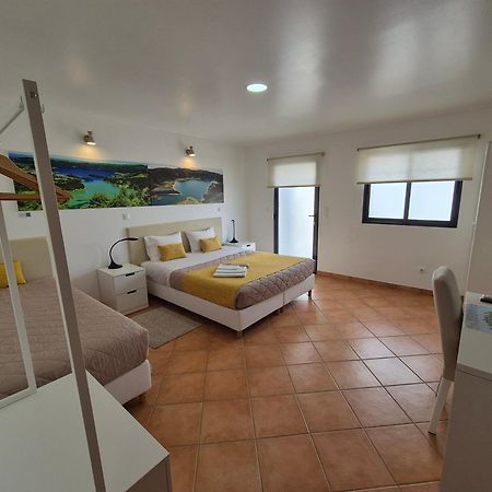 A Caminho Da Ilha Apartment ปอนตาเดลกาดา ภายนอก รูปภาพ